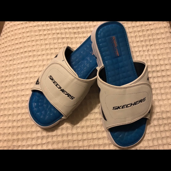 skechers cooling gel flip flops